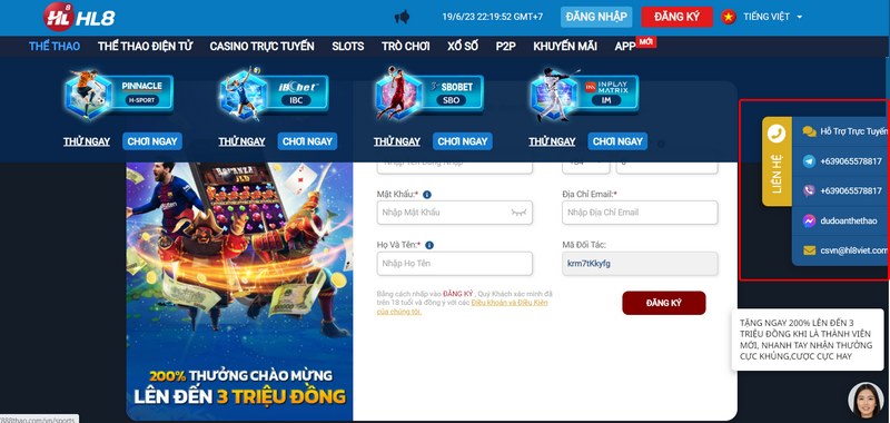 Người chơi có thể liên hệ thông qua nhiều phương thức khác nhau